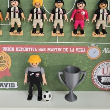 Cuadro PLAYMOBIL ENTRENADOR FÚTBOL Y JUGADORES