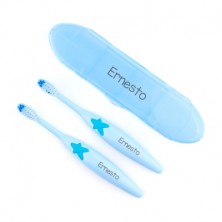 Pack 2 Cepillos de dientes con Estuche Azul +6M SOLO SE PERSONALIZAN LOS CEPILLOS